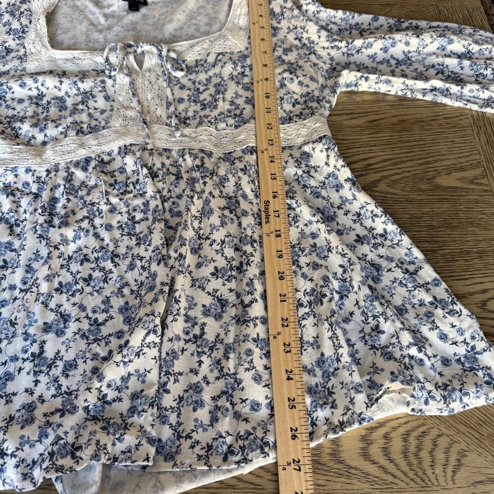 Torrid Peasant Festival Blue White Floral Lace Trim Babydoll Top Lg Sleeve Sz 1 - Picture 7 of 13